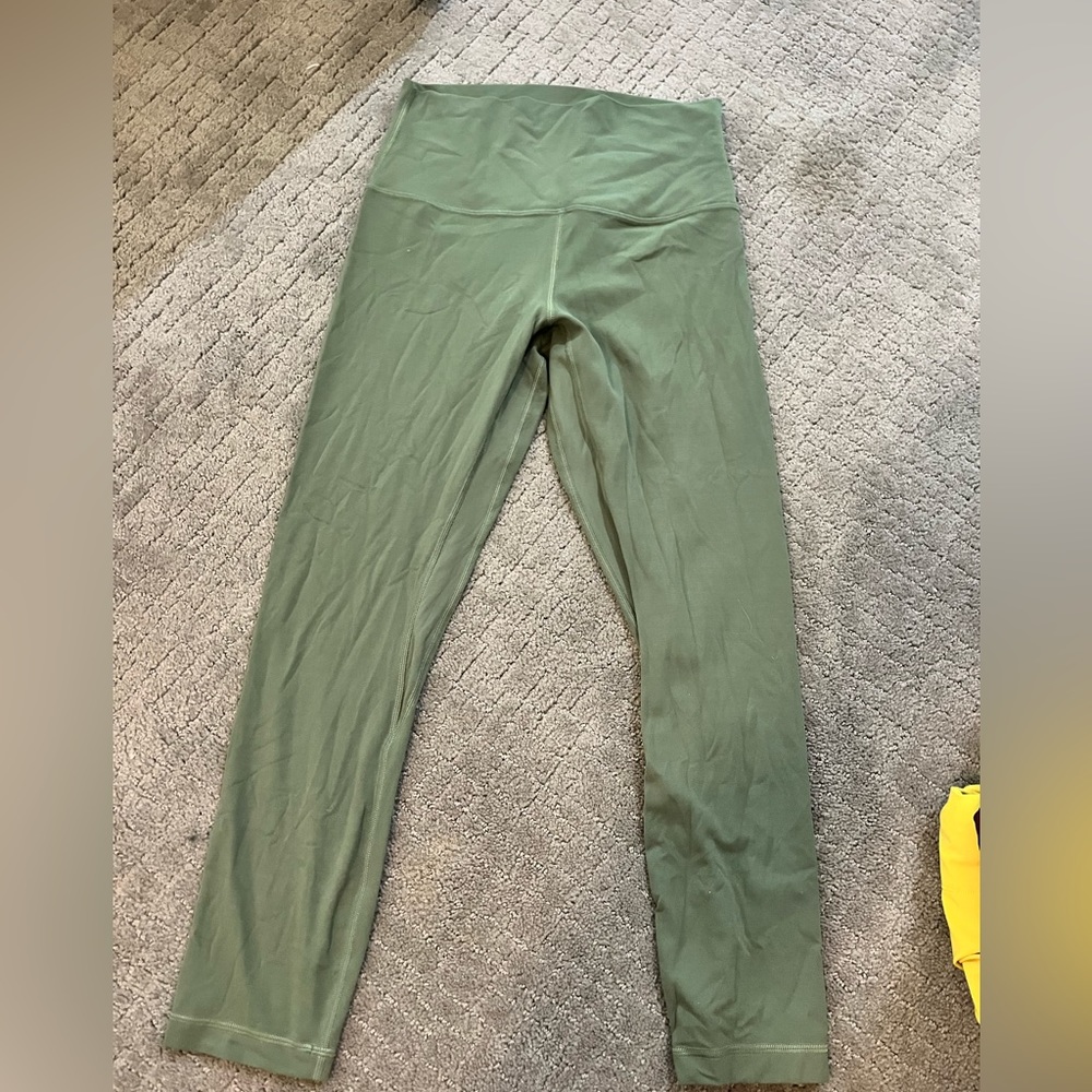 Lululemon leggings